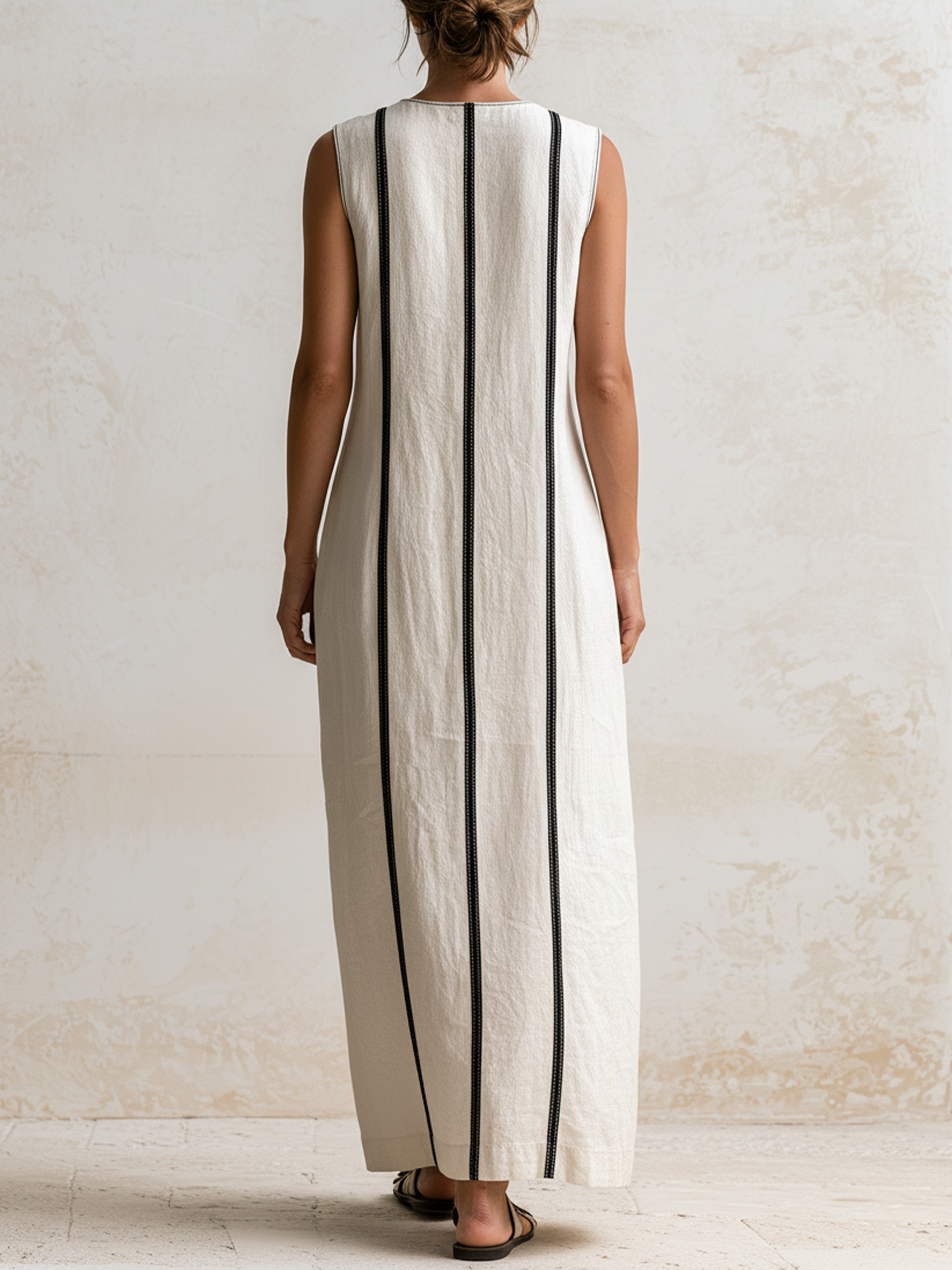 Julia | Vestido recto midi de lino sin mangas, con solapa y rayas verticales en contraste