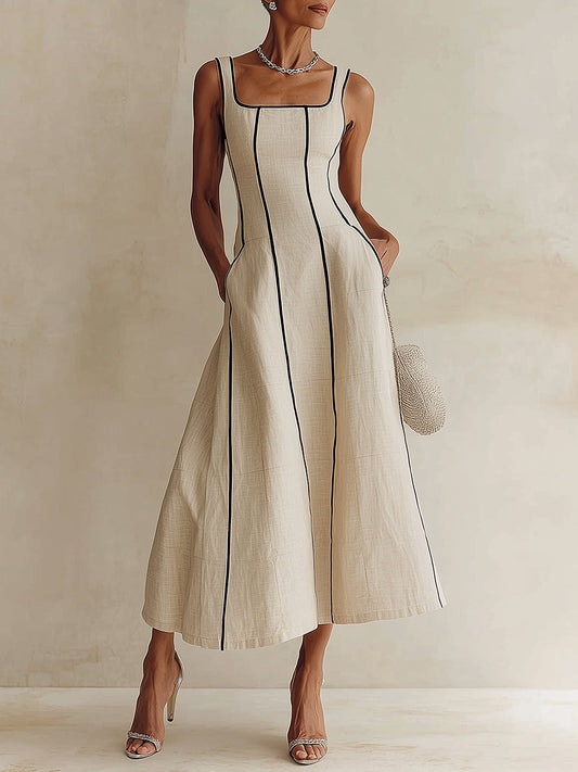 Teresa | Vestido largo de corte en A con rayas negras de estilo minimalista