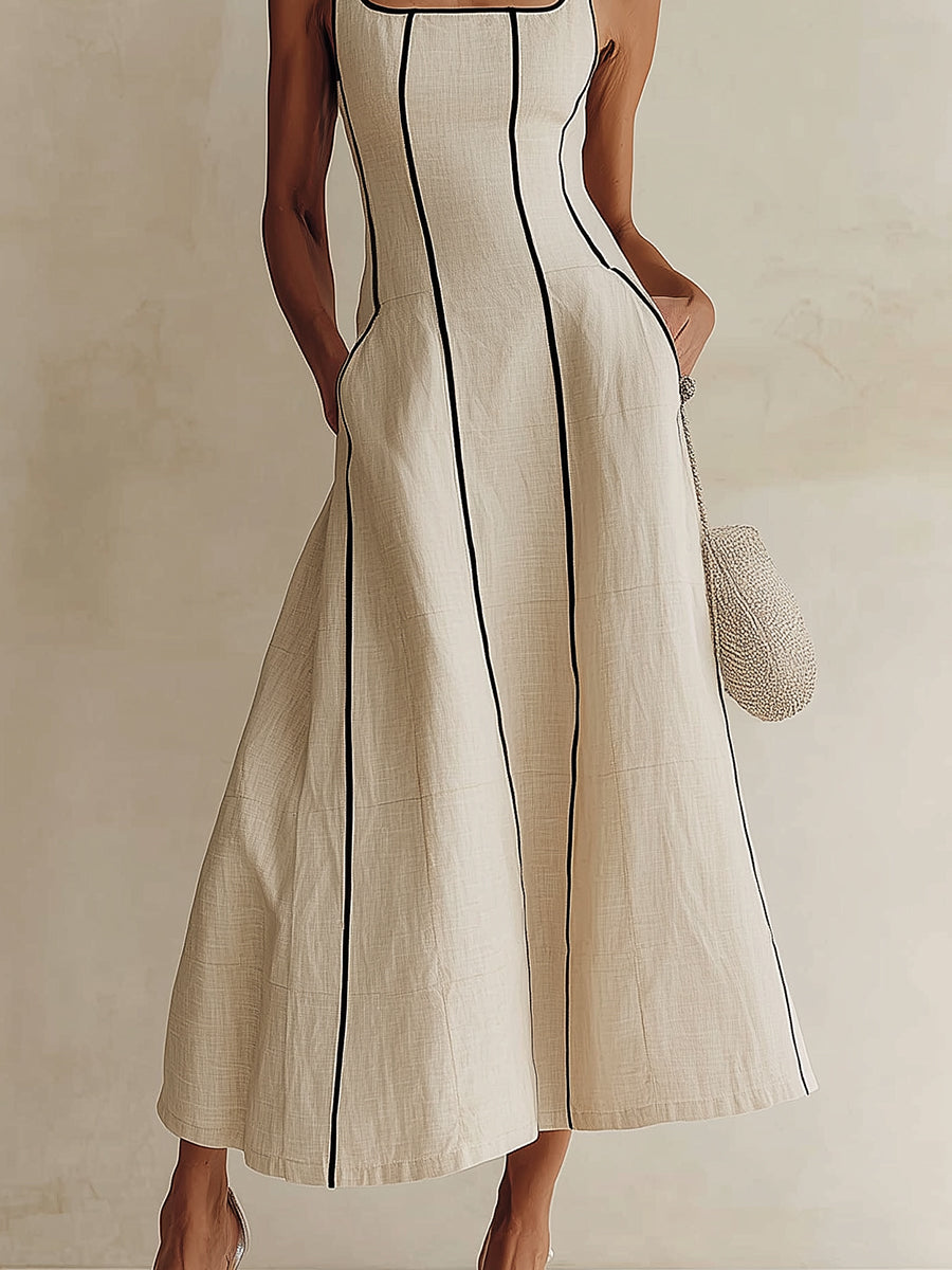 Teresa | Vestido largo de corte en A con rayas negras de estilo minimalista